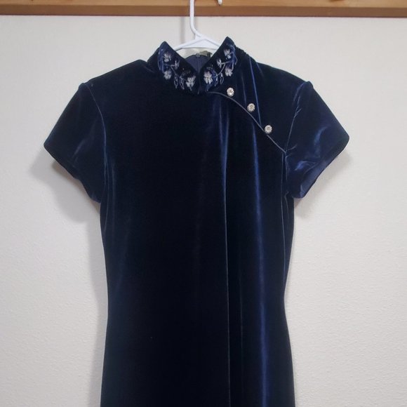 Velvet Mini Dress - Qipao Style - Picture 1 of 3